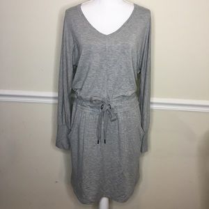 Athleta long sleeve v neck knit dress tie waist